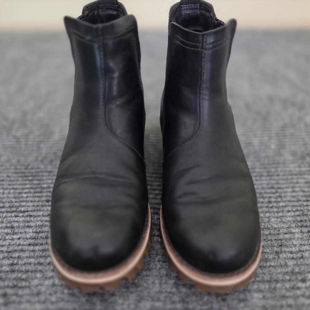 CHACO Women's Size 7.5 Fields Chelsea Waterproof Black Leather Boots